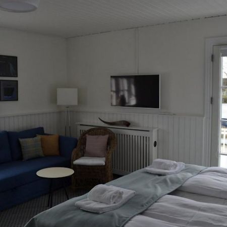 Ballen Badehotel Tranebjerg エクステリア 写真