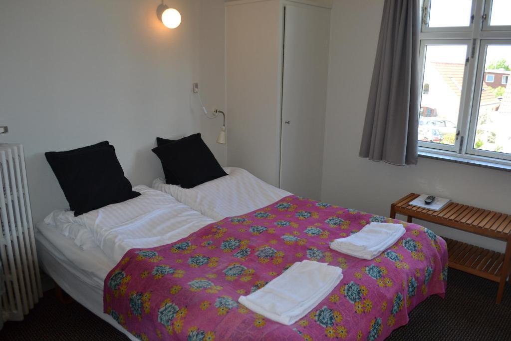 Ballen Badehotel Tranebjerg 部屋 写真